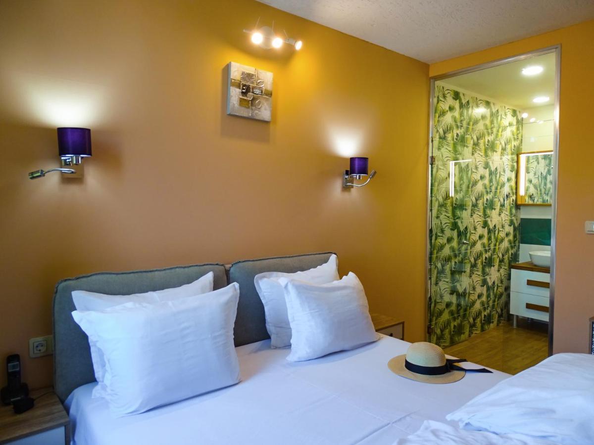 Art Simona Hotel 3*