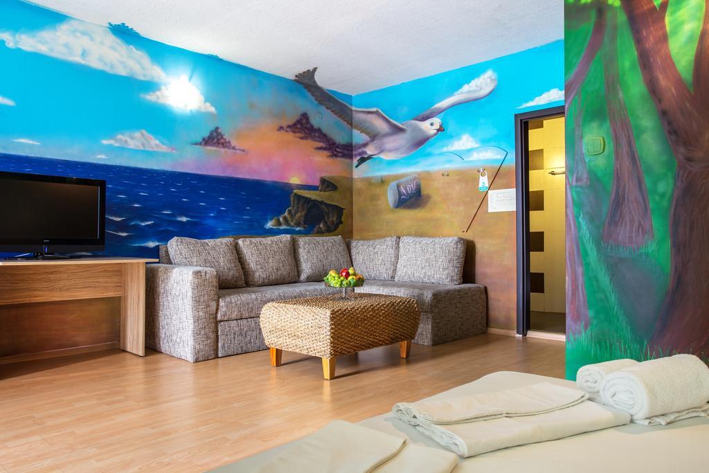Art Simona Hotel 3*