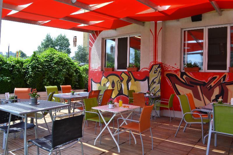 Art Simona Hotel 3*